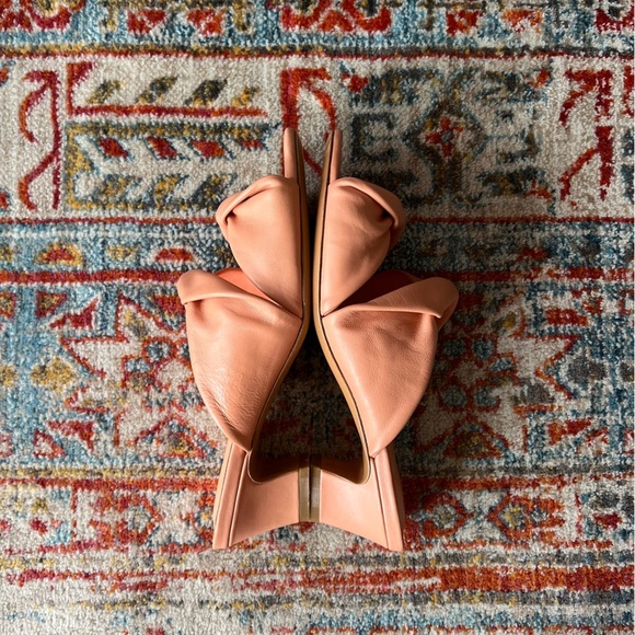 NWOB Samantha Pleet Tabernacle Sandal in Peach - Picture 9 of 16